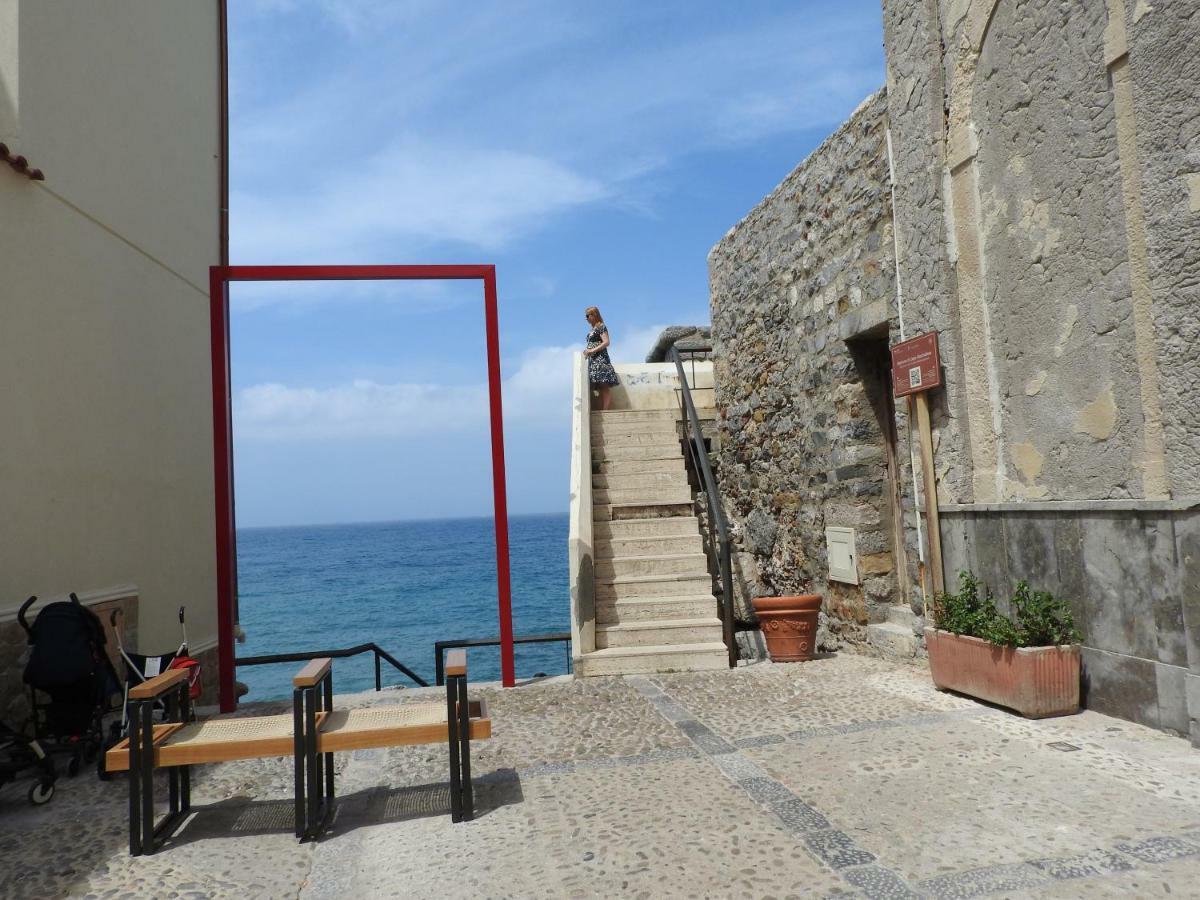 Terrazza Piazzetta Piazza Francesco Crispi Vila Cefalù Exterior foto